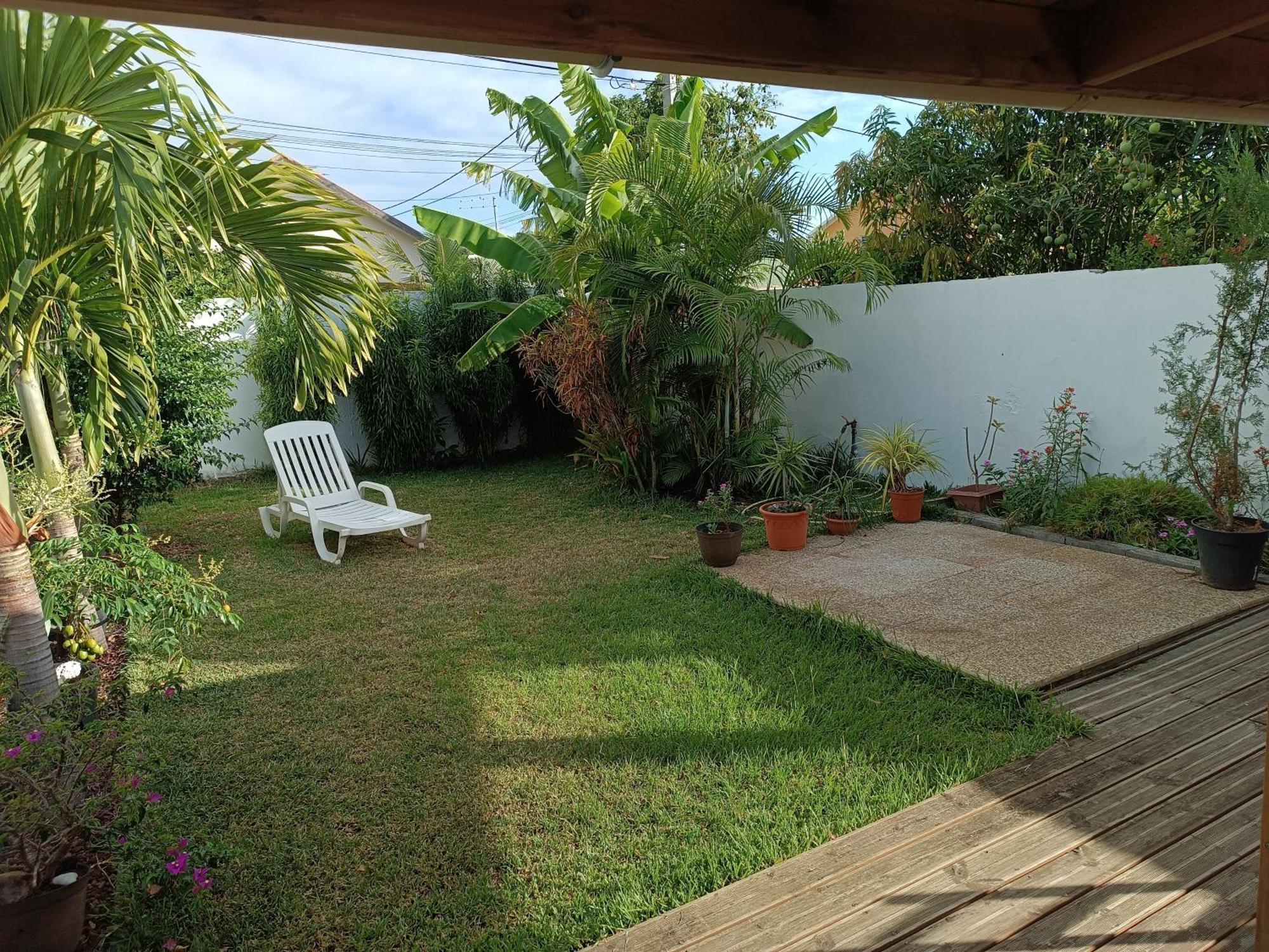 Jolie Maison T3 A St Pierre, 2 Chambres Avec Sdb, Grande Varangue, Jardin Saint Pierre Oda fotoğraf